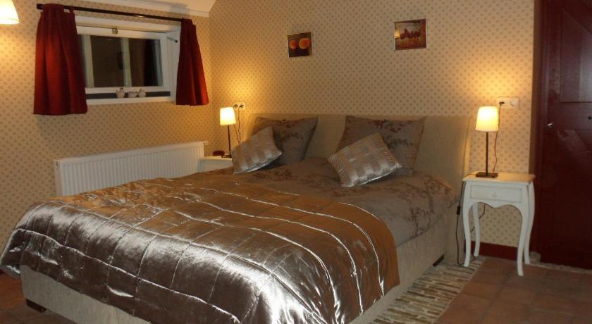 Bed And Breakfast Lutje Lollum Franeker Oda fotoğraf